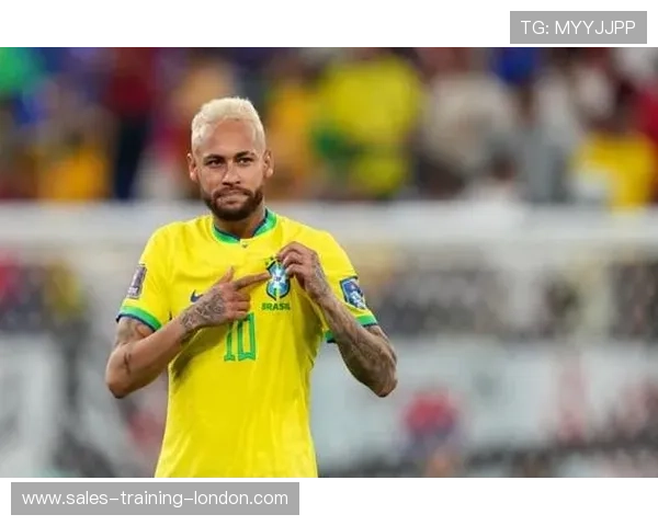 维尼修斯229场69球破内马尔