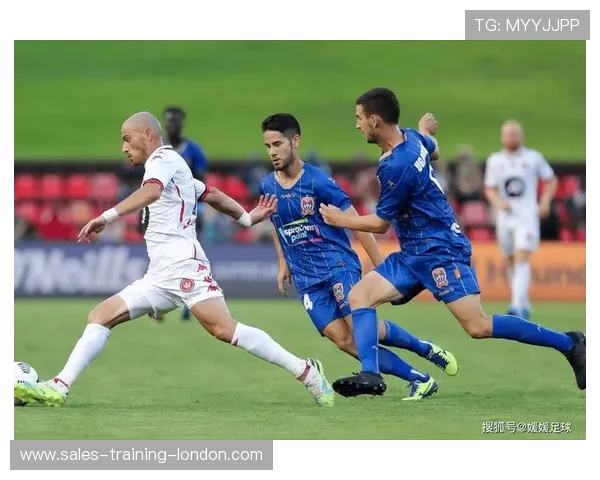 麦克阿瑟大胜惠灵顿 贝尔纳多布拉坦双响